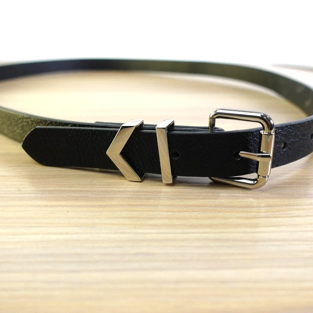 Vince Camuto Belt Womens Medium Black Faux Leather Silver Buckle Classic